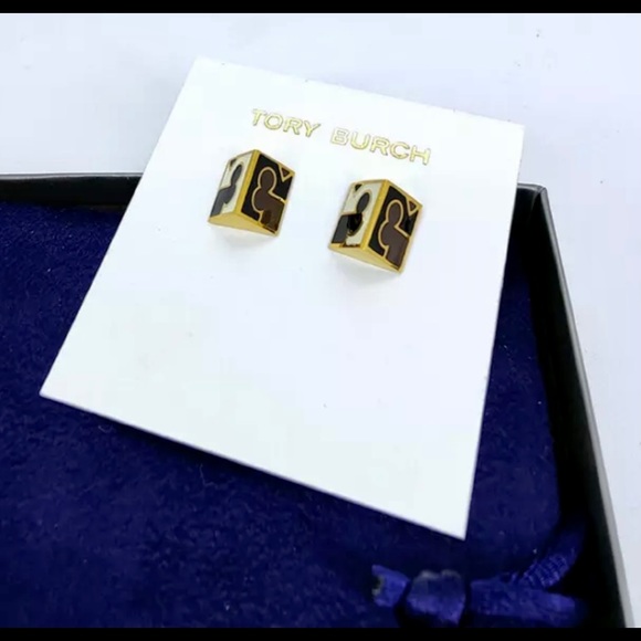 TORY BURCH * Black & White Triangular Earrings - Picture 2 of 5